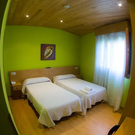 阿维莱斯艾尔霍莱欧酒店 2*